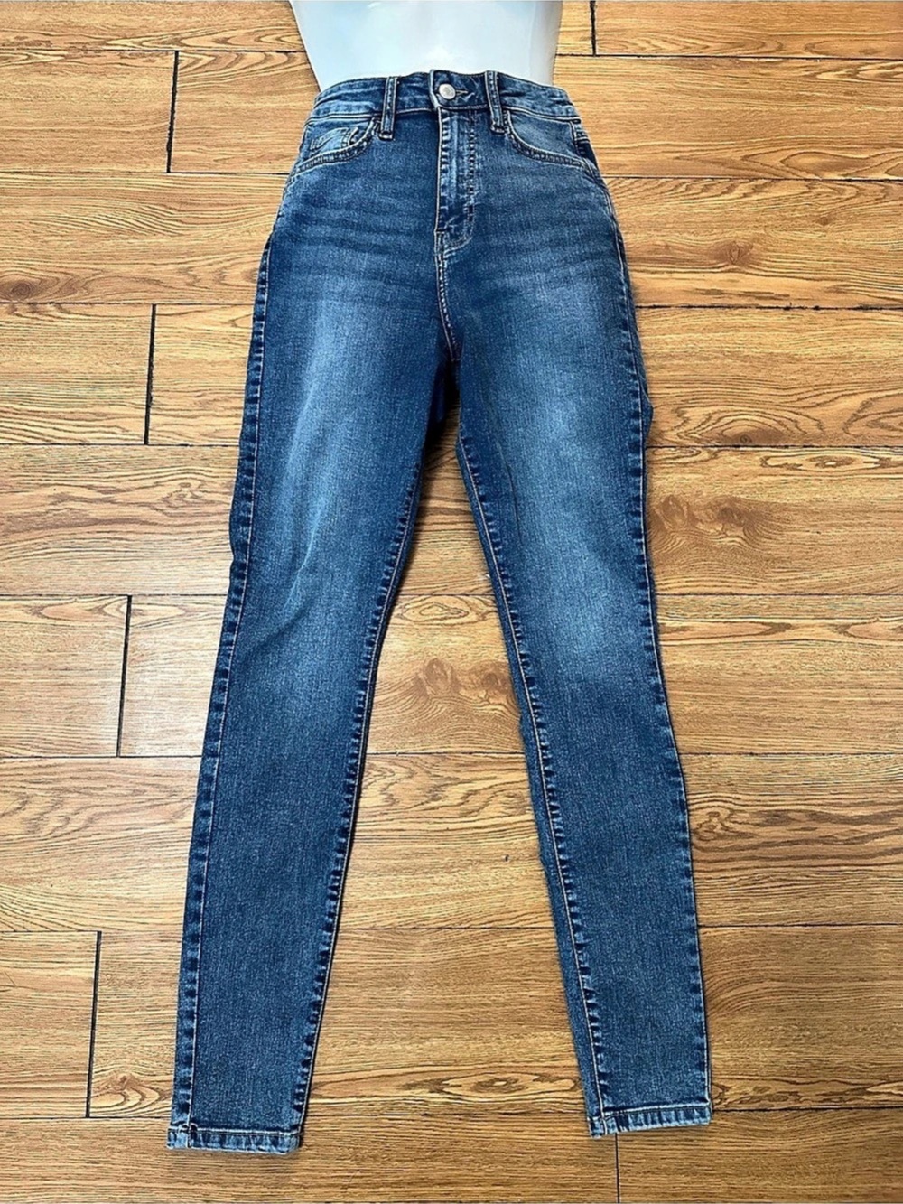 Forever 21 High Rise Skinny Jeans Blue Waist Small